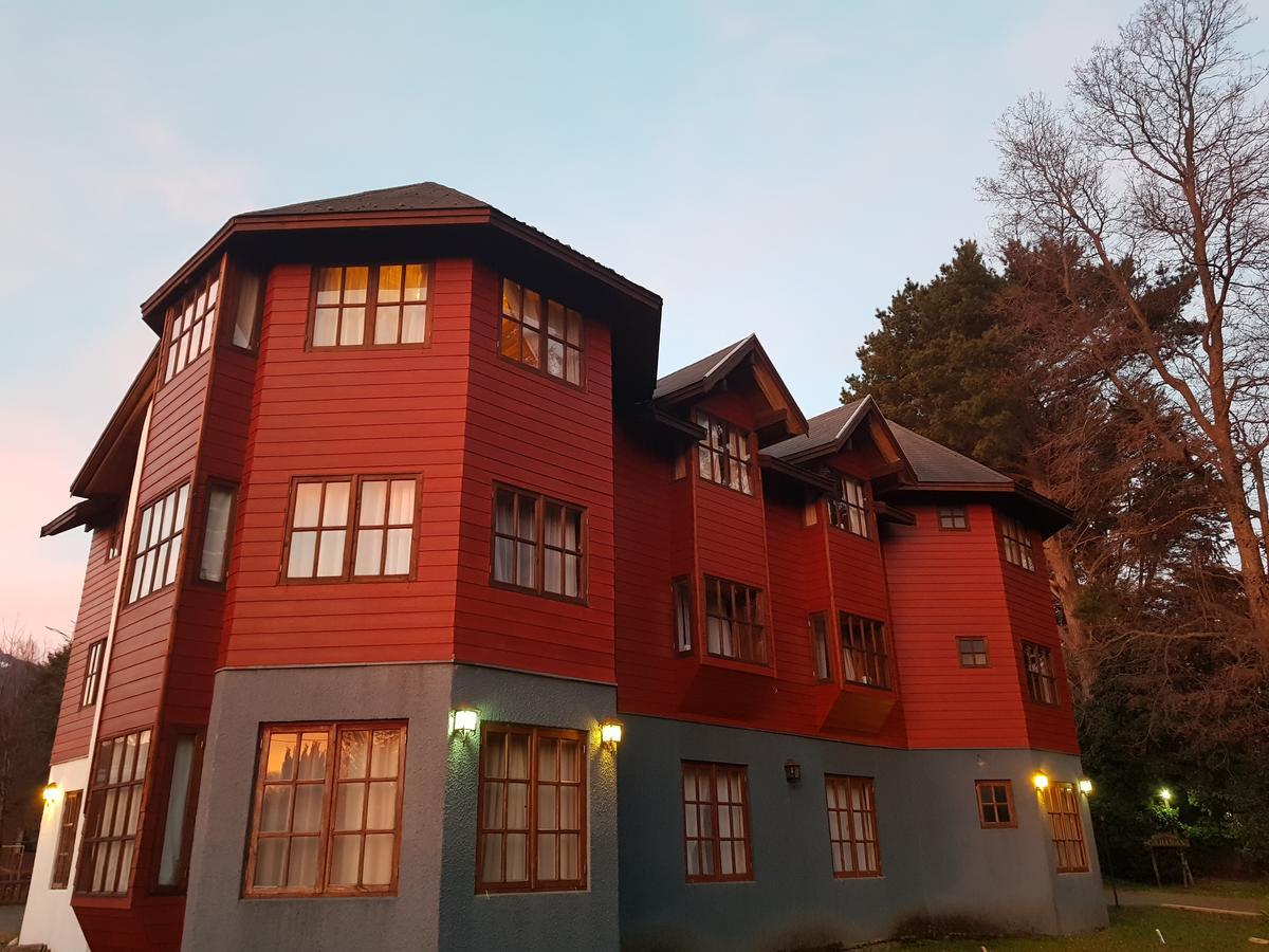 Hotel Santa Maria Pucón Esterno foto